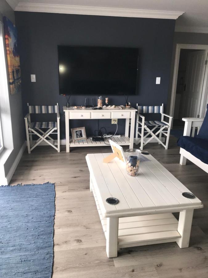 Modern Apartment Walking Distance To Main Beach Restaurants And Other Amenities Jeffreys Bay Bagian luar foto